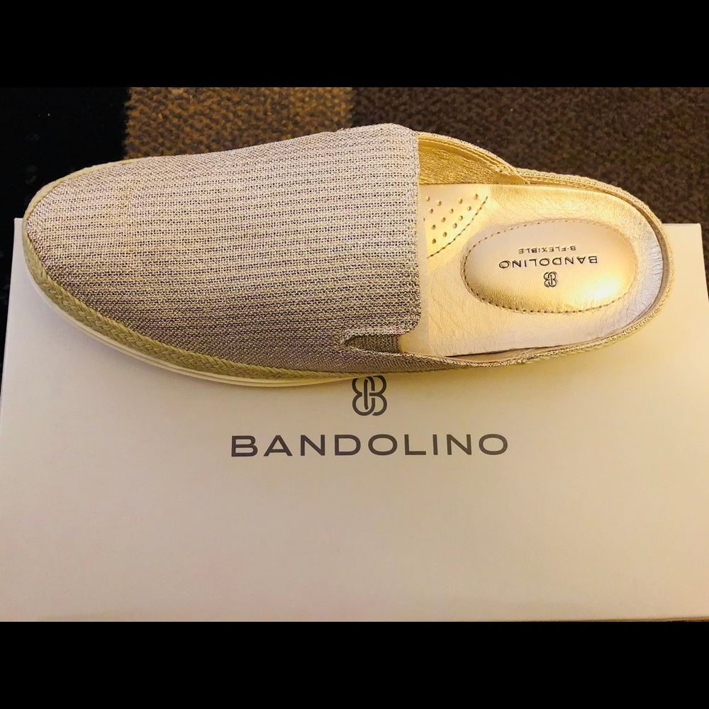 Bandolino Trana - Gold Mule 8 NEW